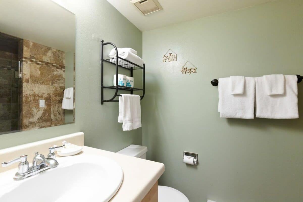 Downtown Chalet Close To Main St With Pool And Hot Tub Breckenridge Eksteriør billede