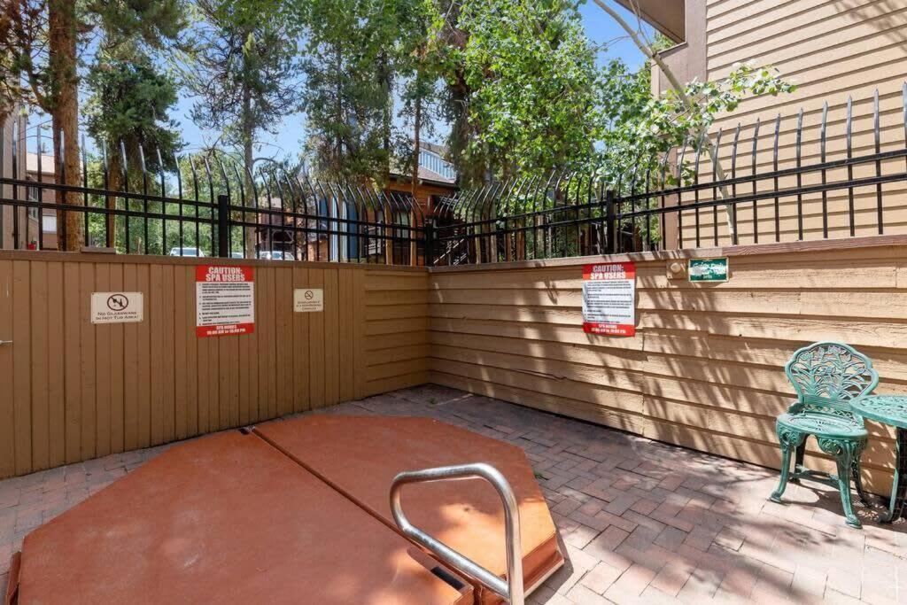 Downtown Chalet Close To Main St With Pool And Hot Tub Breckenridge Eksteriør billede